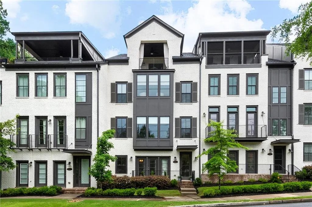 124 W Wieuca Road Ne, Atlanta, Georgia 30342, 4 Bedrooms Bedrooms, ,4 BathroomsBathrooms,Residential,Sold,124 W Wieuca Road Ne,7386295