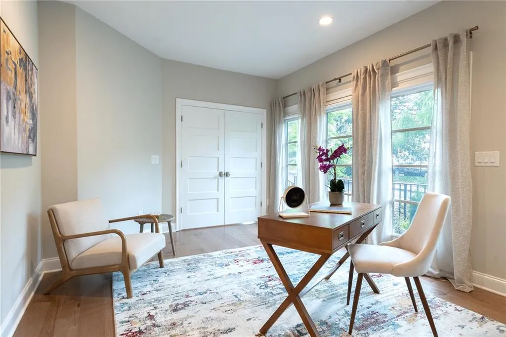 124 W Wieuca Road Ne, Atlanta, Georgia 30342, 4 Bedrooms Bedrooms, ,4 BathroomsBathrooms,Residential,Sold,124 W Wieuca Road Ne,7386295