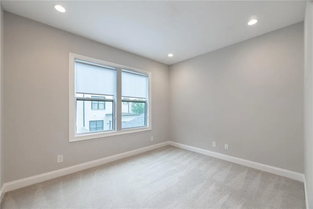 124 W Wieuca Road Ne, Atlanta, Georgia 30342, 4 Bedrooms Bedrooms, ,4 BathroomsBathrooms,Residential,Sold,124 W Wieuca Road Ne,7386295