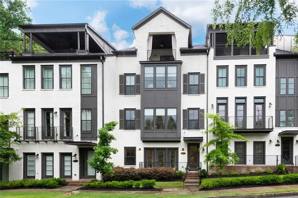 124 W Wieuca Road Ne, Atlanta, Georgia 30342, 4 Bedrooms Bedrooms, ,4 BathroomsBathrooms,Residential,Sold,124 W Wieuca Road Ne,7386295