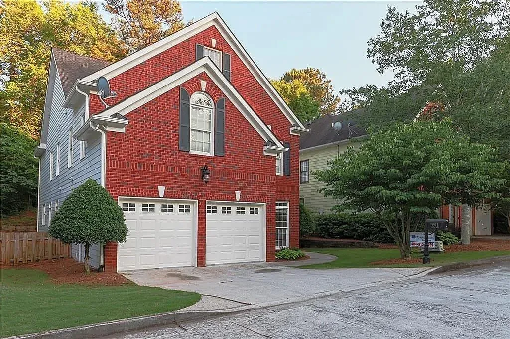 996 Pitts Road, Atlanta, Georgia 30350, 4 Bedrooms Bedrooms, ,4 BathroomsBathrooms,Residential,For Sale,996 Pitts Road,7630607
