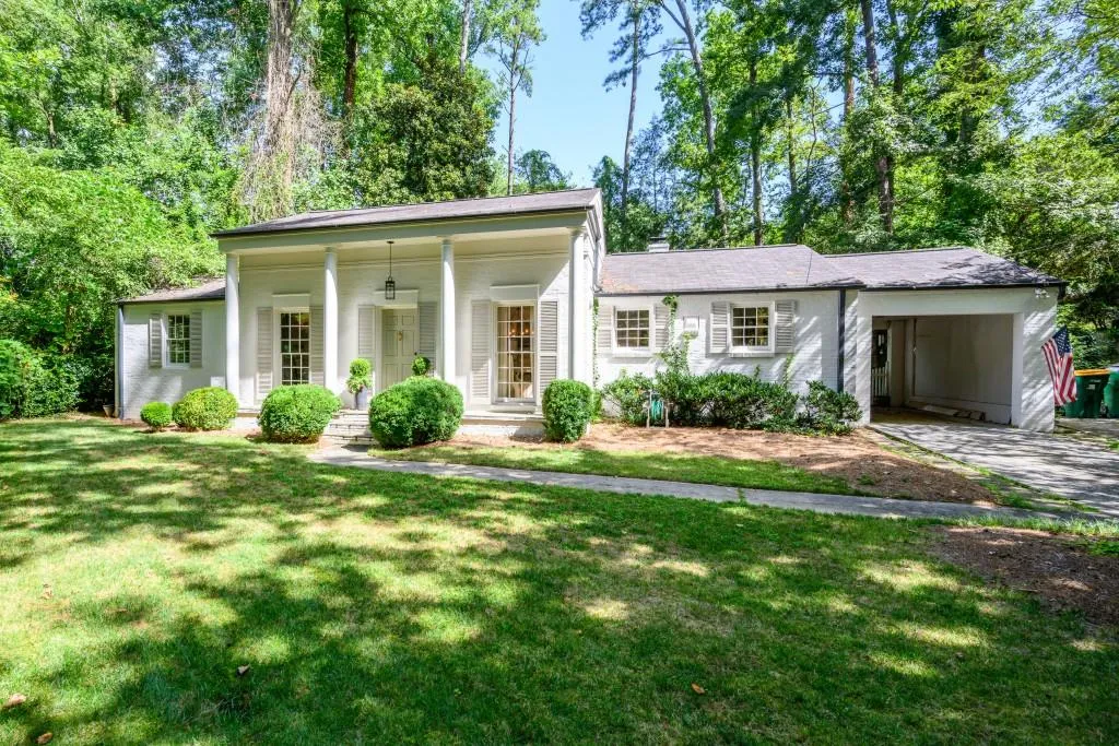 394 Pine Forest Road, Atlanta, Georgia 30342, 3 Bedrooms Bedrooms, ,2 BathroomsBathrooms,Residential,Sold,394 Pine Forest Road,6587445