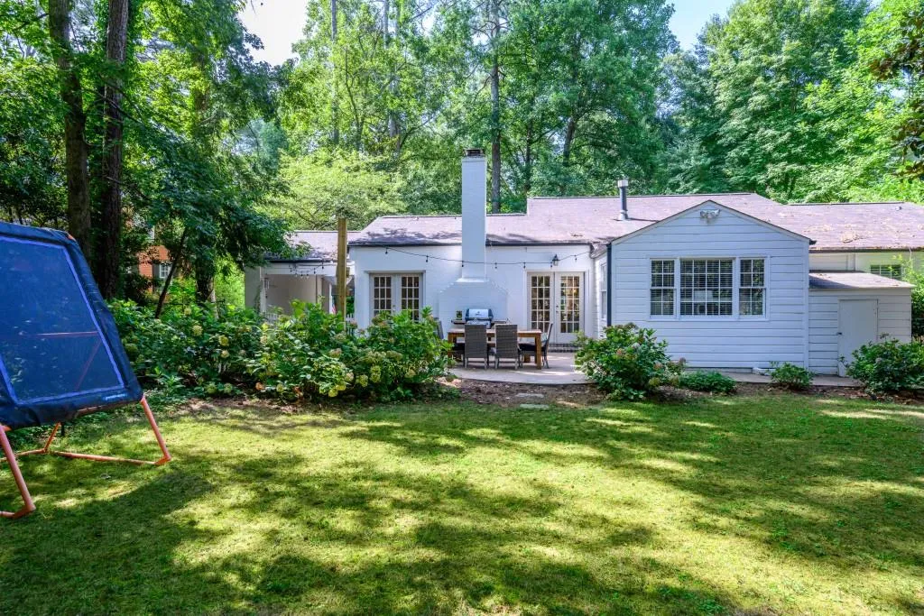 394 Pine Forest Road, Atlanta, Georgia 30342, 3 Bedrooms Bedrooms, ,2 BathroomsBathrooms,Residential,Sold,394 Pine Forest Road,6587445