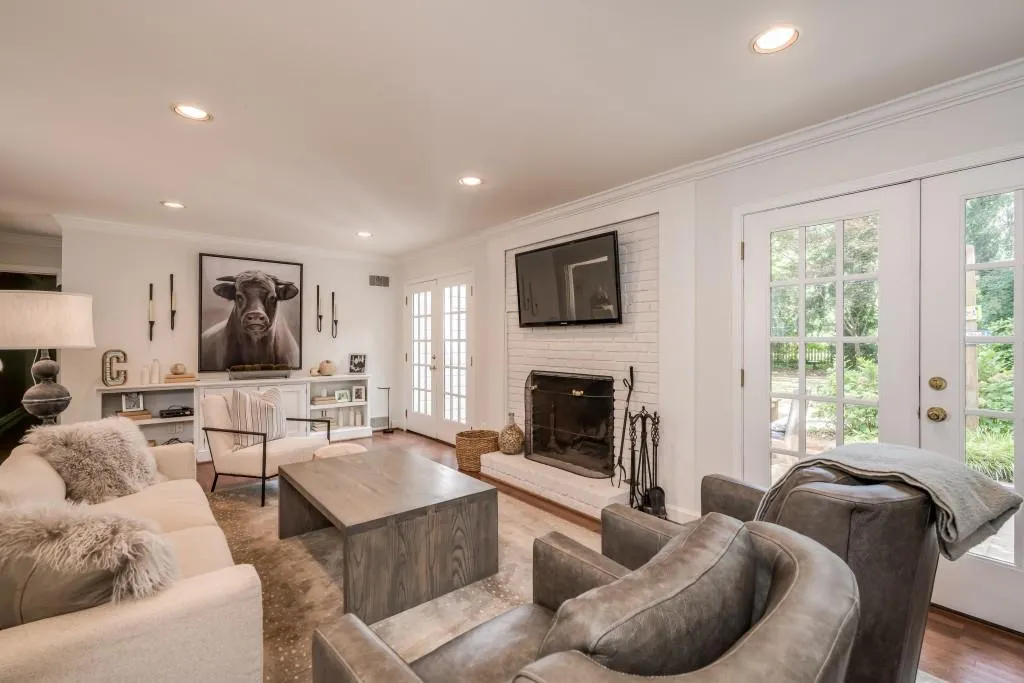 394 Pine Forest Road, Atlanta, Georgia 30342, 3 Bedrooms Bedrooms, ,2 BathroomsBathrooms,Residential,Sold,394 Pine Forest Road,6587445