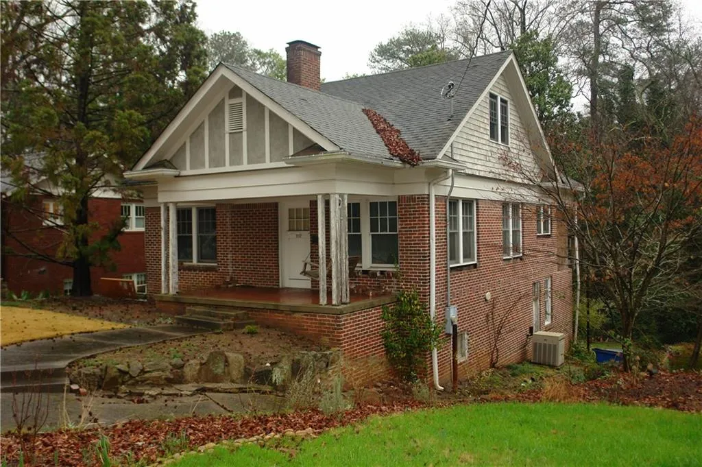 707 Martina Drive Ne, Atlanta, Georgia 30305, 3 Bedrooms Bedrooms, 0 ,1 BathroomBathrooms,Residential,For Sale,707 Martina Drive Ne,7725562