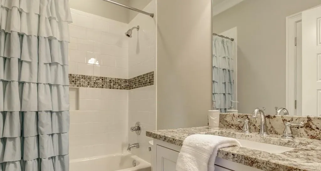 53 Mount Paran Road Ne, Sandy Springs, Georgia 30342, 6 Bedrooms Bedrooms, ,5 BathroomsBathrooms,Residential,Sold,53 Mount Paran Road Ne,5573654