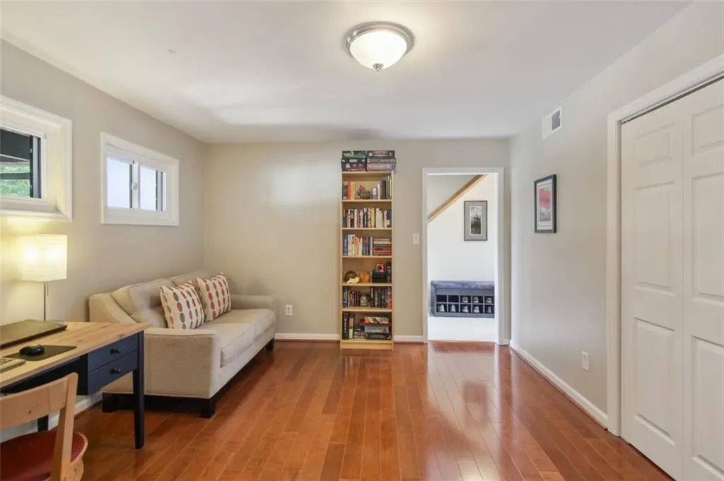 41 Forrest Place, Atlanta, Georgia 30328, 3 Bedrooms Bedrooms, ,2 BathroomsBathrooms,Residential,Sold,41 Forrest Place,7054062