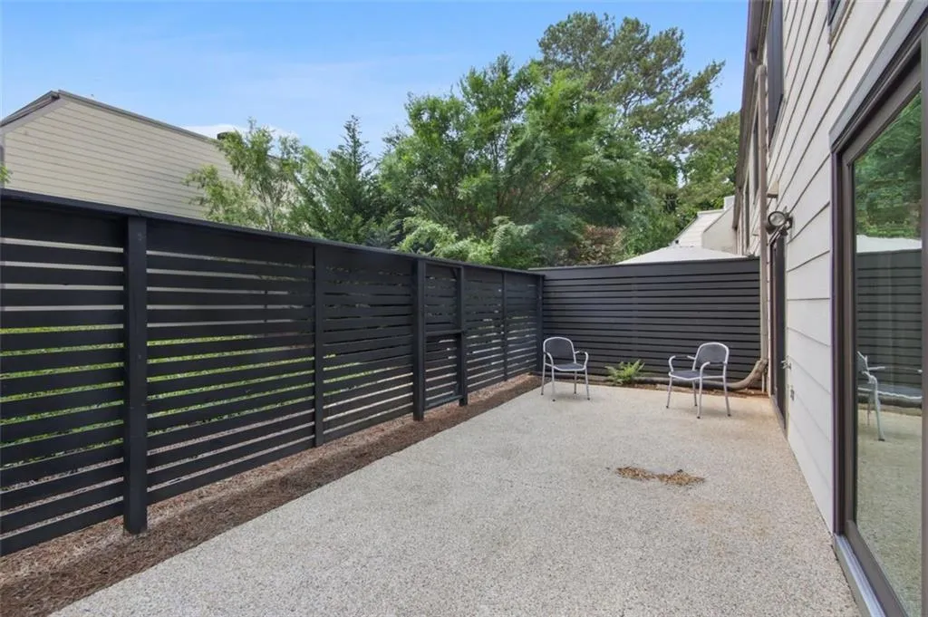 41 Forrest Place, Atlanta, Georgia 30328, 3 Bedrooms Bedrooms, ,2 BathroomsBathrooms,Residential,Sold,41 Forrest Place,7054062