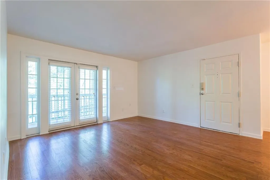 1445 Monroe Drive Ne Unit E19, Atlanta, Georgia 30324, 1 Bedroom Bedrooms, ,1 BathroomBathrooms,Residential,Sold,1445 Monroe Drive Ne Unit E19,5989104