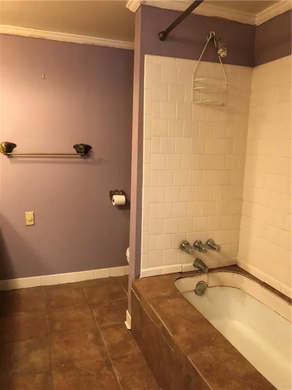 6851 Roswell Road Unit D24, Sandy Springs, Georgia 30328, 2 Bedrooms Bedrooms, ,2 BathroomsBathrooms,Residential,Sold,6851 Roswell Road Unit D24,6752225