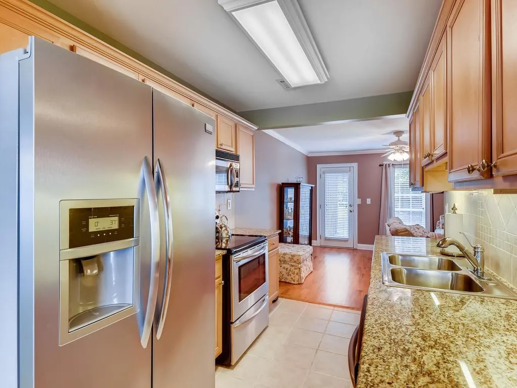 1002 Masons Creek Circle, Atlanta, Georgia 30350, 2 Bedrooms Bedrooms, ,2 BathroomsBathrooms,Residential,Sold,1002 Masons Creek Circle,6719874