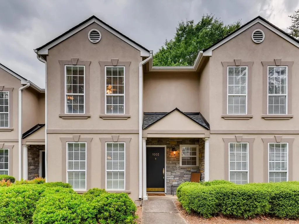 1002 Masons Creek Circle, Atlanta, Georgia 30350, 2 Bedrooms Bedrooms, ,2 BathroomsBathrooms,Residential,Sold,1002 Masons Creek Circle,6719874