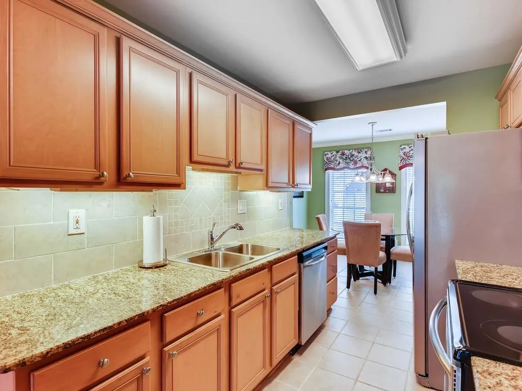 1002 Masons Creek Circle, Atlanta, Georgia 30350, 2 Bedrooms Bedrooms, ,2 BathroomsBathrooms,Residential,Sold,1002 Masons Creek Circle,6719874