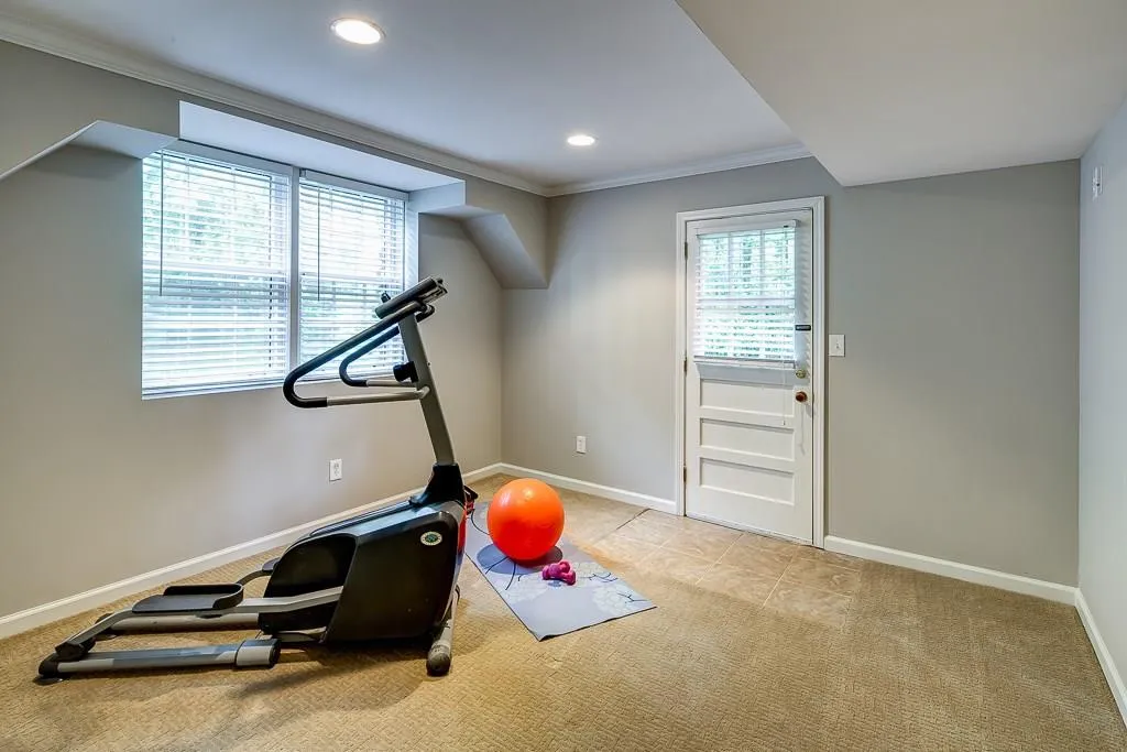 7269 Selkirk Drive, Atlanta, Georgia 30328, 5 Bedrooms Bedrooms, ,3 BathroomsBathrooms,Residential,Sold,7269 Selkirk Drive,5698162