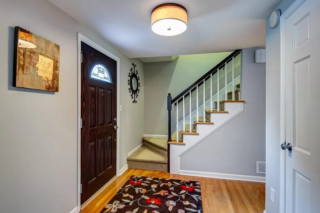 7269 Selkirk Drive, Atlanta, Georgia 30328, 5 Bedrooms Bedrooms, ,3 BathroomsBathrooms,Residential,Sold,7269 Selkirk Drive,5698162