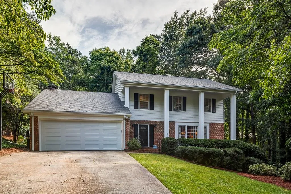 7269 Selkirk Drive, Atlanta, Georgia 30328, 5 Bedrooms Bedrooms, ,3 BathroomsBathrooms,Residential,Sold,7269 Selkirk Drive,5698162