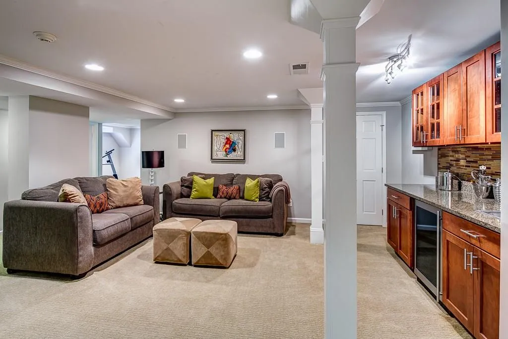 7269 Selkirk Drive, Atlanta, Georgia 30328, 5 Bedrooms Bedrooms, ,3 BathroomsBathrooms,Residential,Sold,7269 Selkirk Drive,5698162