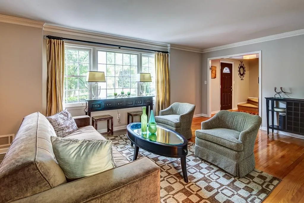 7269 Selkirk Drive, Atlanta, Georgia 30328, 5 Bedrooms Bedrooms, ,3 BathroomsBathrooms,Residential,Sold,7269 Selkirk Drive,5698162