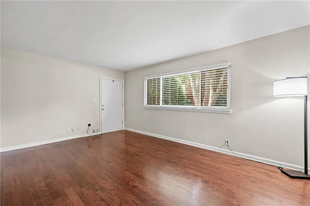 20 26th Street Nw Unit A1, Atlanta, Georgia 30309, 1 Bedroom Bedrooms, ,1 BathroomBathrooms,Residential,For Sale,20 26th Street Nw Unit A1,7618962