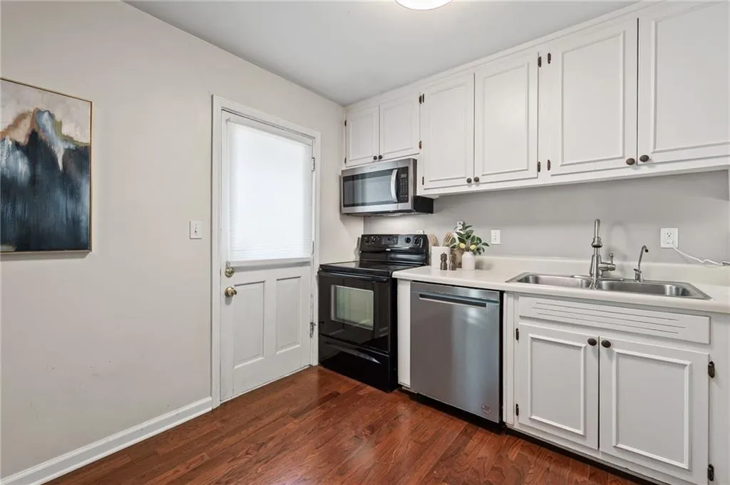 20 26th Street Nw Unit A1, Atlanta, Georgia 30309, 1 Bedroom Bedrooms, ,1 BathroomBathrooms,Residential,For Sale,20 26th Street Nw Unit A1,7618962