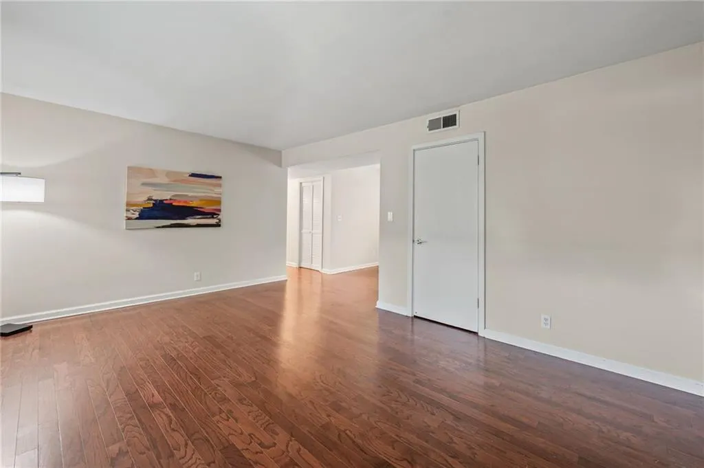 20 26th Street Nw Unit A1, Atlanta, Georgia 30309, 1 Bedroom Bedrooms, ,1 BathroomBathrooms,Residential,For Sale,20 26th Street Nw Unit A1,7618962