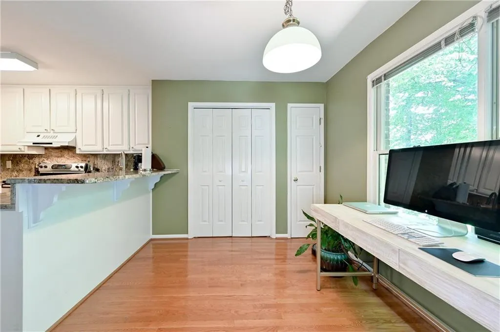 8903 Carroll Manor Drive, Sandy Springs, Georgia 30350, 3 Bedrooms Bedrooms, ,3 BathroomsBathrooms,Residential,Sold,8903 Carroll Manor Drive,6726701 8903 Carroll Manor Drive, Sandy Springs, Georgia 30350, 3 Bedrooms Bedrooms, ,3 BathroomsBathrooms,Residential,Sold,8903 Carroll Manor Drive,6726701