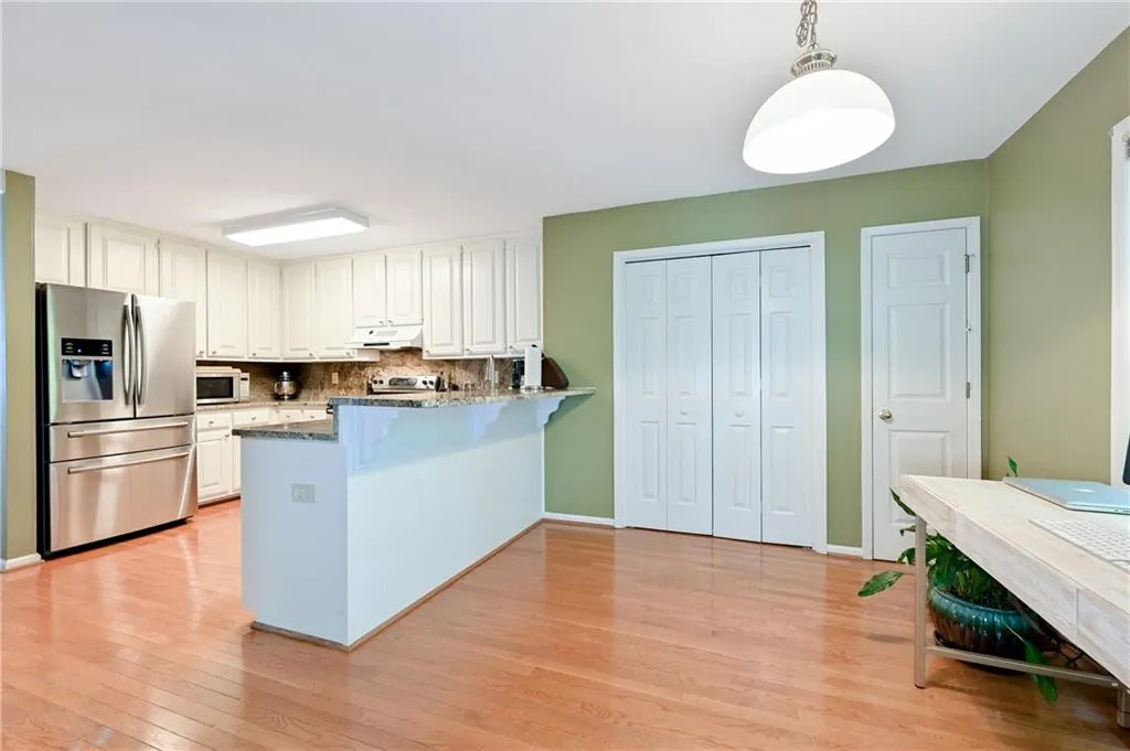 8903 Carroll Manor Drive, Sandy Springs, Georgia 30350, 3 Bedrooms Bedrooms, ,3 BathroomsBathrooms,Residential,Sold,8903 Carroll Manor Drive,6726701 8903 Carroll Manor Drive, Sandy Springs, Georgia 30350, 3 Bedrooms Bedrooms, ,3 BathroomsBathrooms,Residential,Sold,8903 Carroll Manor Drive,6726701