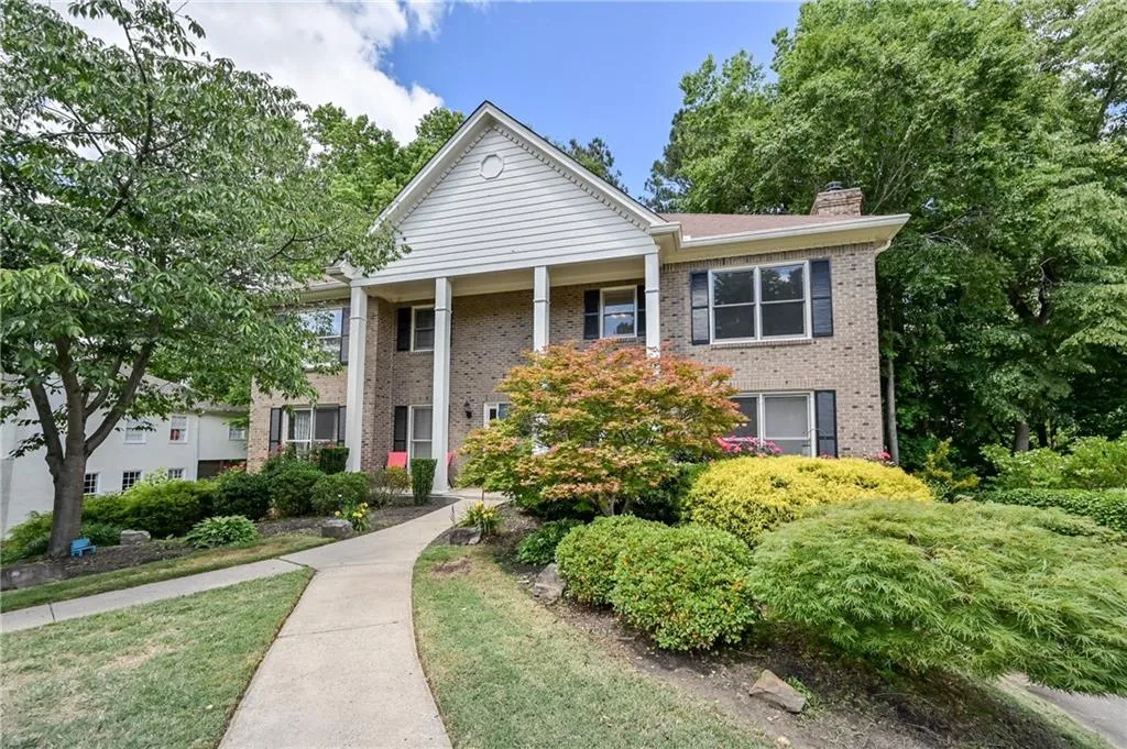 8903 Carroll Manor Drive, Sandy Springs, Georgia 30350, 3 Bedrooms Bedrooms, ,3 BathroomsBathrooms,Residential,Sold,8903 Carroll Manor Drive,6726701 8903 Carroll Manor Drive, Sandy Springs, Georgia 30350, 3 Bedrooms Bedrooms, ,3 BathroomsBathrooms,Residential,Sold,8903 Carroll Manor Drive,6726701