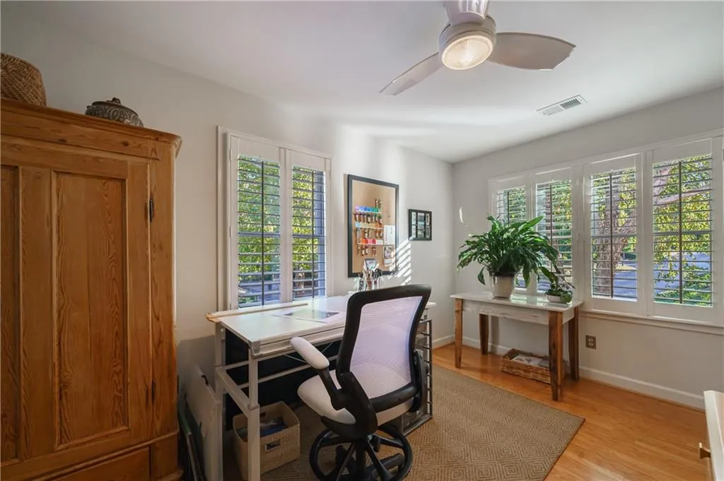 33 Vernon Glen Court, Sandy Springs, Georgia 30338, 3 Bedrooms Bedrooms, ,2 BathroomsBathrooms,Residential,Sold,33 Vernon Glen Court,7027147