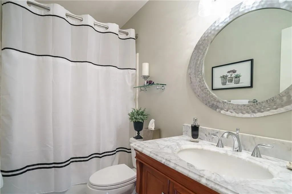 33 Vernon Glen Court, Sandy Springs, Georgia 30338, 3 Bedrooms Bedrooms, ,2 BathroomsBathrooms,Residential,Sold,33 Vernon Glen Court,7027147