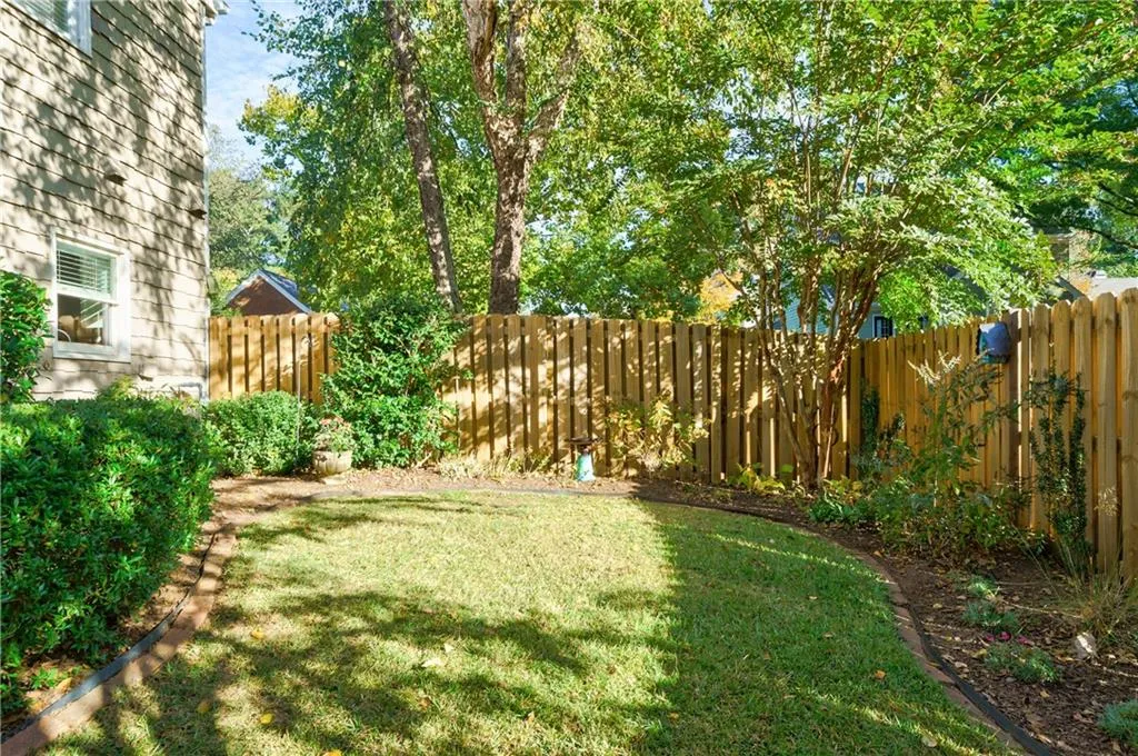 33 Vernon Glen Court, Sandy Springs, Georgia 30338, 3 Bedrooms Bedrooms, ,2 BathroomsBathrooms,Residential,Sold,33 Vernon Glen Court,7027147