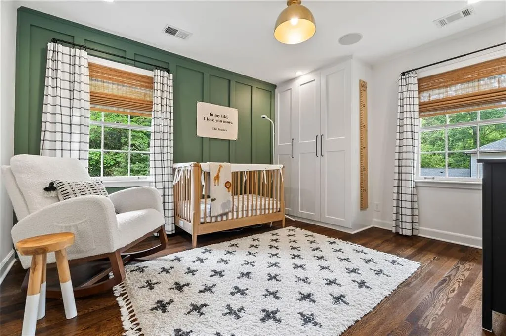 10 Wyndham Drive, Sandy Springs, Georgia 30328, 5 Bedrooms Bedrooms, ,3 BathroomsBathrooms,Residential,Sold,10 Wyndham Drive,7565324