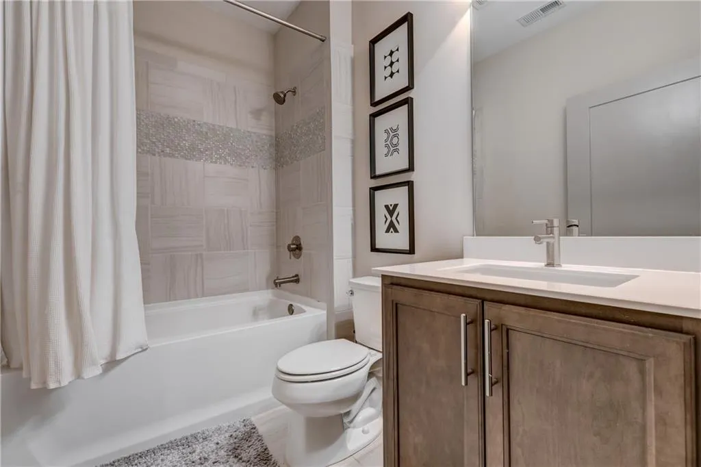 92 Allen Road, Atlanta, Georgia 30328, 3 Bedrooms Bedrooms, ,4 BathroomsBathrooms,Residential,Sold,92 Allen Road,6608249
