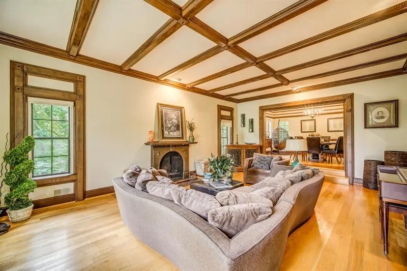 9360 Huntcliff Trace, Atlanta, Georgia 30350, 5 Bedrooms Bedrooms, ,3 BathroomsBathrooms,Residential,Sold,9360 Huntcliff Trace,6630196