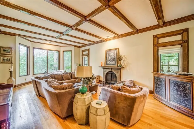 9360 Huntcliff Trace, Atlanta, Georgia 30350, 5 Bedrooms Bedrooms, ,3 BathroomsBathrooms,Residential,Sold,9360 Huntcliff Trace,6630196