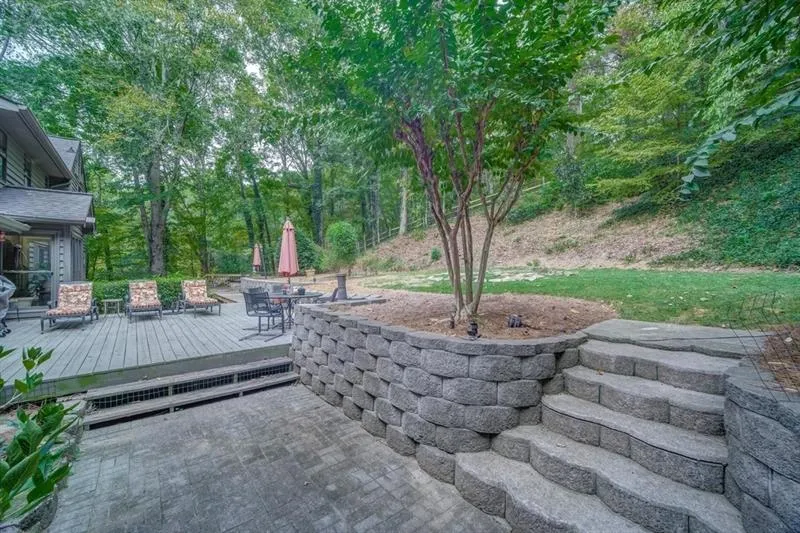 9360 Huntcliff Trace, Atlanta, Georgia 30350, 5 Bedrooms Bedrooms, ,3 BathroomsBathrooms,Residential,Sold,9360 Huntcliff Trace,6630196