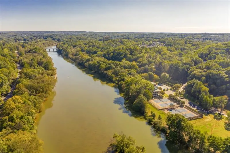 9360 Huntcliff Trace, Atlanta, Georgia 30350, 5 Bedrooms Bedrooms, ,3 BathroomsBathrooms,Residential,Sold,9360 Huntcliff Trace,6630196