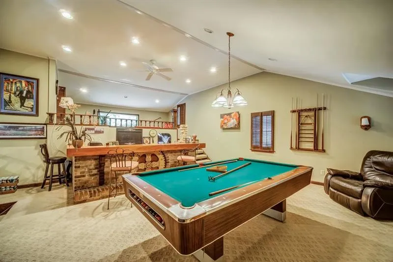 9360 Huntcliff Trace, Atlanta, Georgia 30350, 5 Bedrooms Bedrooms, ,3 BathroomsBathrooms,Residential,Sold,9360 Huntcliff Trace,6630196