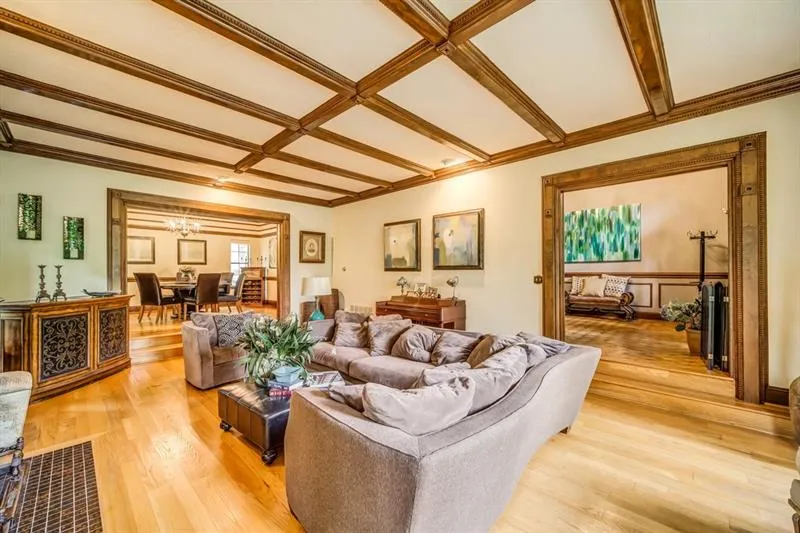 9360 Huntcliff Trace, Atlanta, Georgia 30350, 5 Bedrooms Bedrooms, ,3 BathroomsBathrooms,Residential,Sold,9360 Huntcliff Trace,6630196