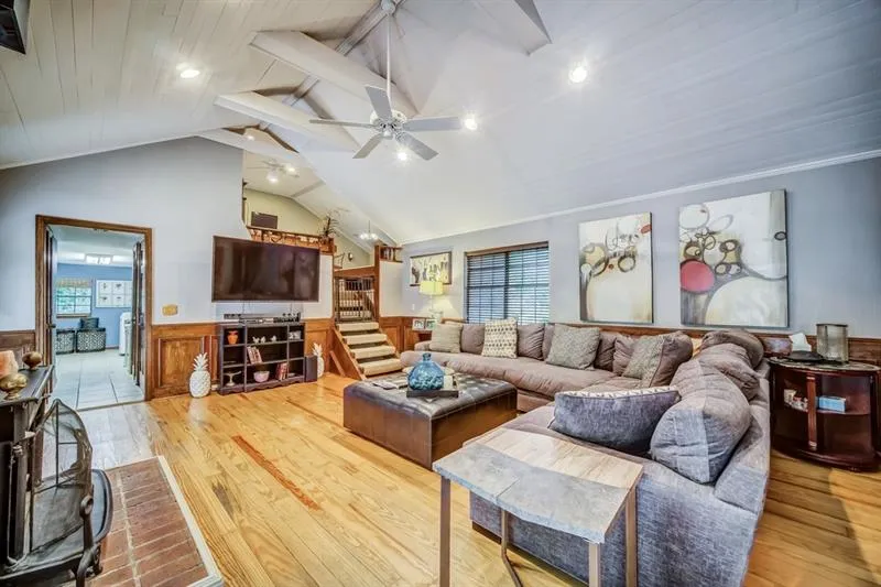 9360 Huntcliff Trace, Atlanta, Georgia 30350, 5 Bedrooms Bedrooms, ,3 BathroomsBathrooms,Residential,Sold,9360 Huntcliff Trace,6630196