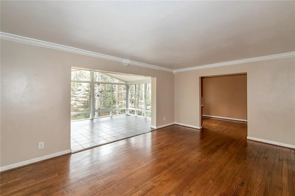 6056 Kayron Drive, Sandy Springs, Georgia 30328, 4 Bedrooms Bedrooms, ,2 BathroomsBathrooms,Residential,Sold,6056 Kayron Drive,6840278