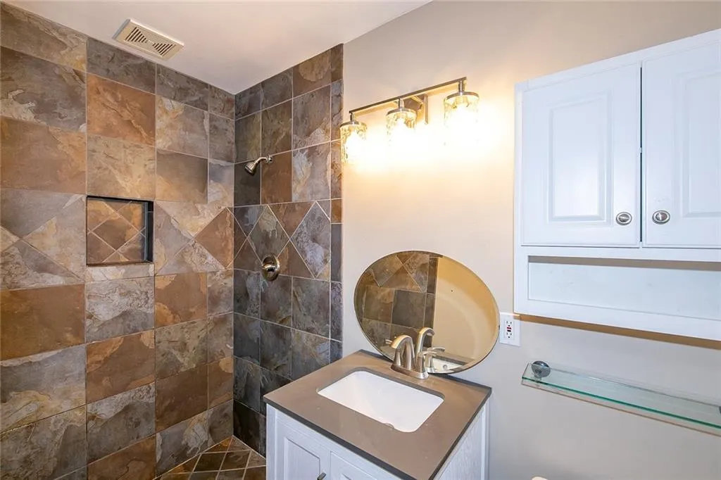 6056 Kayron Drive, Sandy Springs, Georgia 30328, 4 Bedrooms Bedrooms, ,2 BathroomsBathrooms,Residential,Sold,6056 Kayron Drive,6840278