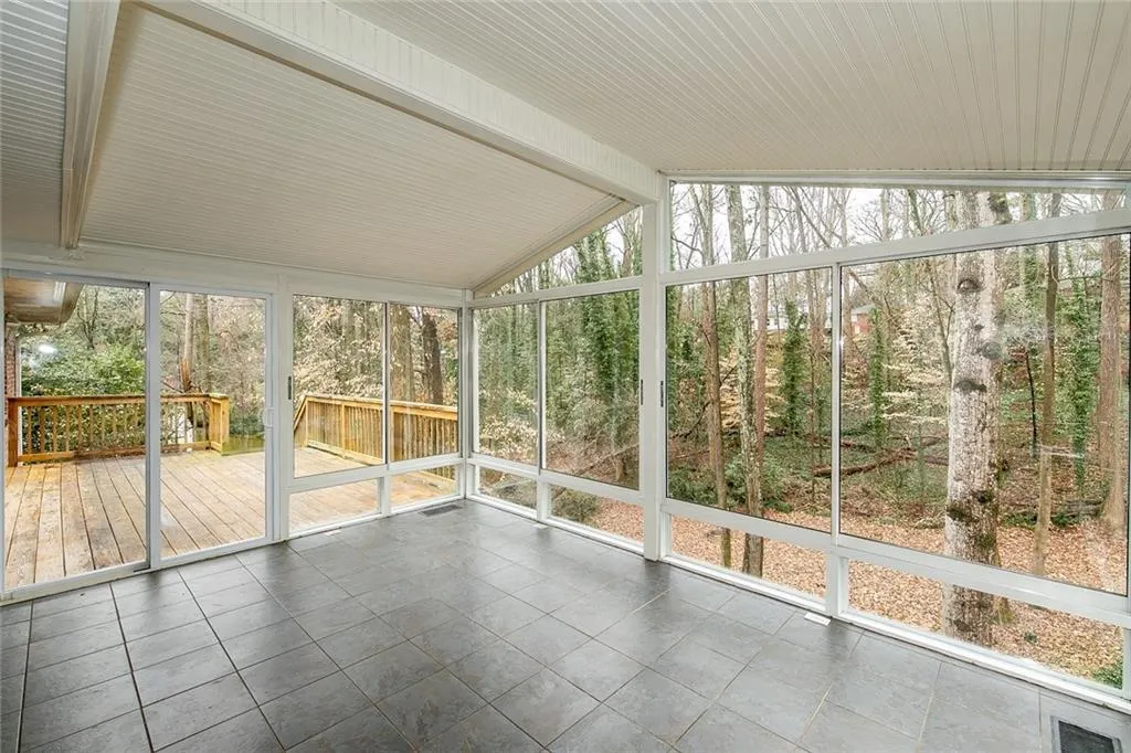 6056 Kayron Drive, Sandy Springs, Georgia 30328, 4 Bedrooms Bedrooms, ,2 BathroomsBathrooms,Residential,Sold,6056 Kayron Drive,6840278