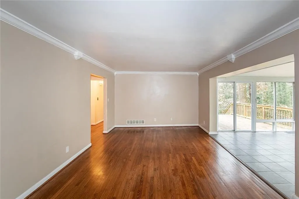 6056 Kayron Drive, Sandy Springs, Georgia 30328, 4 Bedrooms Bedrooms, ,2 BathroomsBathrooms,Residential,Sold,6056 Kayron Drive,6840278