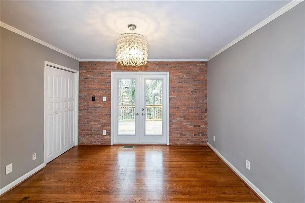 6056 Kayron Drive, Sandy Springs, Georgia 30328, 4 Bedrooms Bedrooms, ,2 BathroomsBathrooms,Residential,Sold,6056 Kayron Drive,6840278