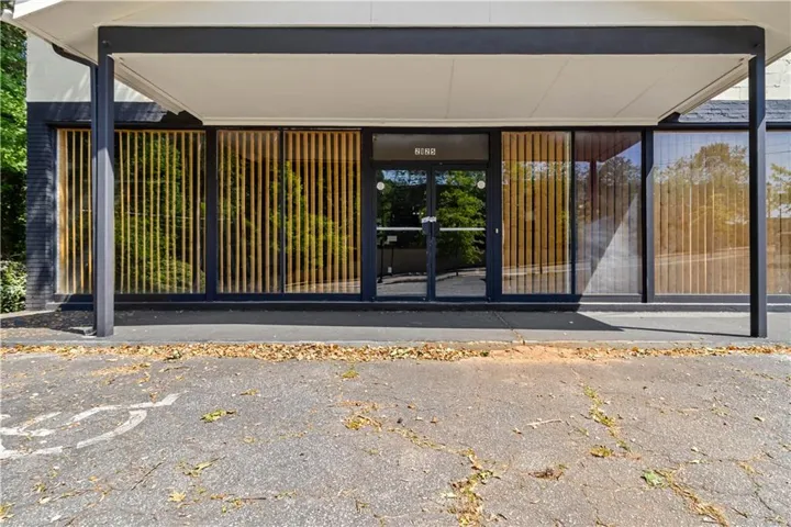 2125 Headland Drive, Atlanta, Georgia 30344