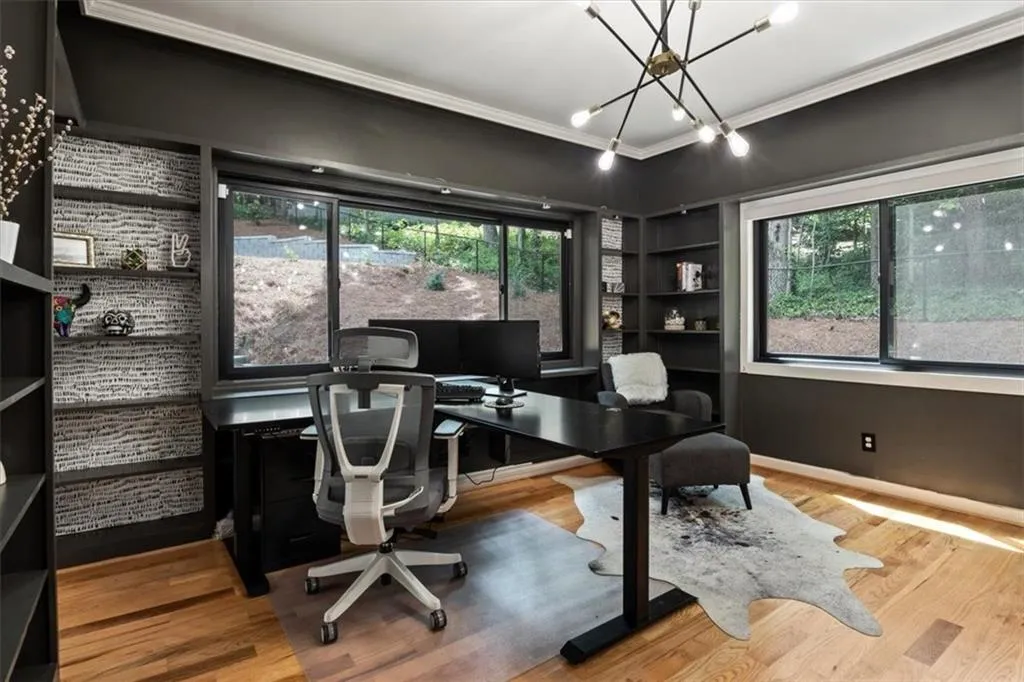 210 N Mill Court, Atlanta, Georgia 30328, 3 Bedrooms Bedrooms, ,2 BathroomsBathrooms,Residential,Sold,210 N Mill Court,7102327