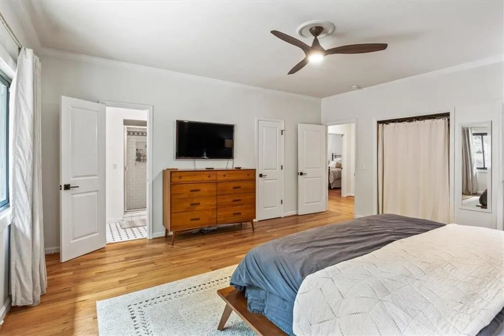 210 N Mill Court, Atlanta, Georgia 30328, 3 Bedrooms Bedrooms, ,2 BathroomsBathrooms,Residential,Sold,210 N Mill Court,7102327