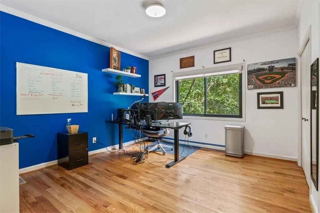 210 N Mill Court, Atlanta, Georgia 30328, 3 Bedrooms Bedrooms, ,2 BathroomsBathrooms,Residential,Sold,210 N Mill Court,7102327