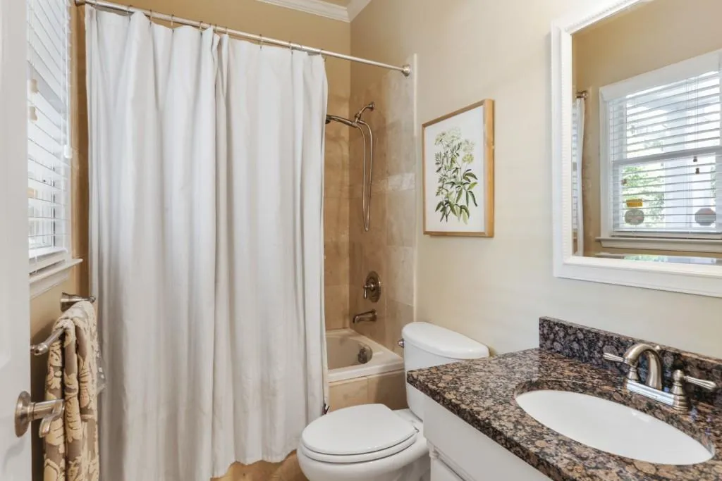 6495 Long Island Drive Nw, Atlanta, Georgia 30328, 4 Bedrooms Bedrooms, ,3 BathroomsBathrooms,Residential,Sold,6495 Long Island Drive Nw,6599135